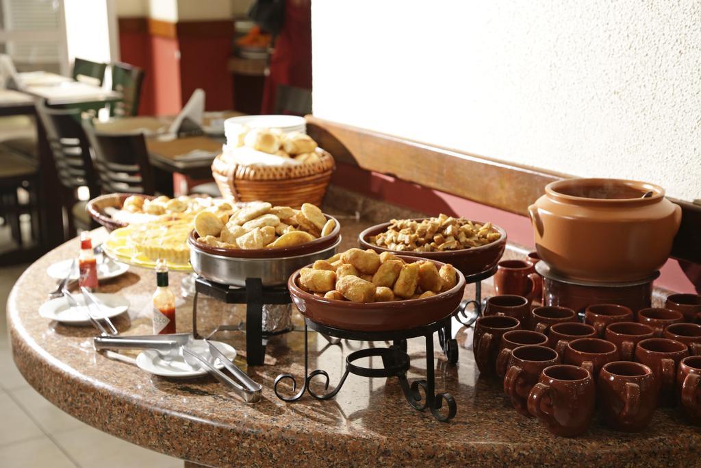 Hotel Astron Paulista Classic 4*